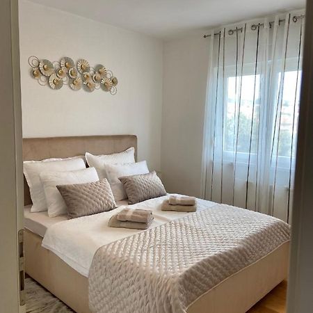 Portview Apartment ริเยกา ภายนอก รูปภาพ